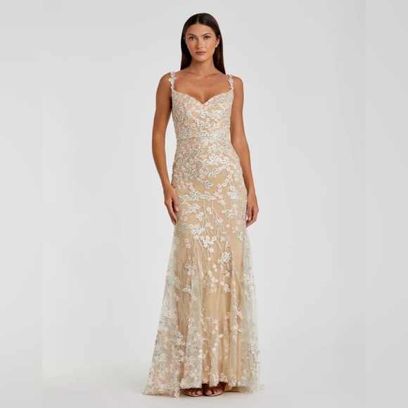 Mac Duggal 67492 NWT FLORAL EMBROIDERED CORSET BODICE GOWN - Picture 1 of 10